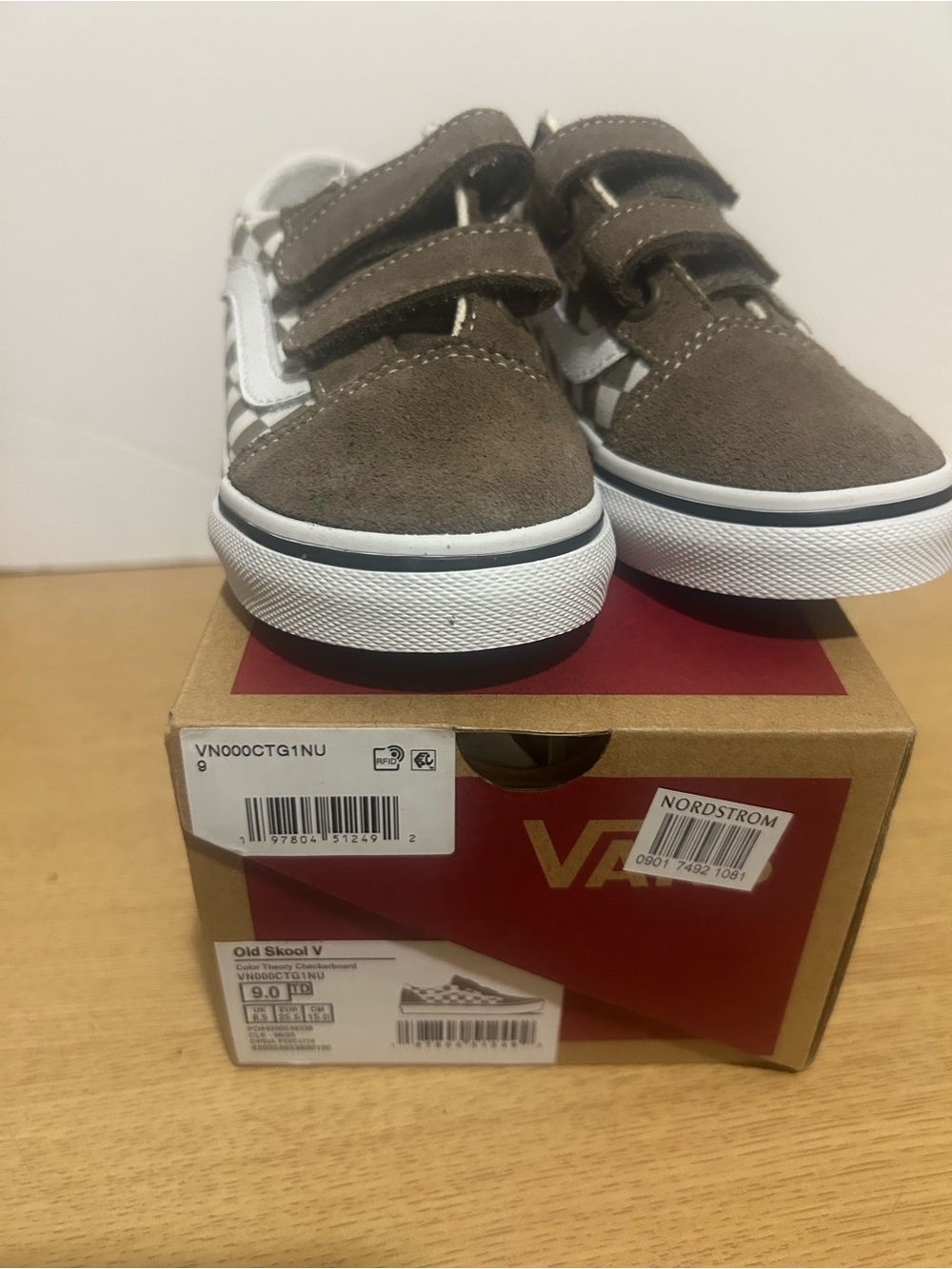 Vans Kids Brown Suede Velcro Old Skool with Checkerboard Accent